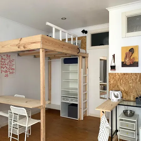 Casa Dos Poetas Albergue Caldas Da Rainha