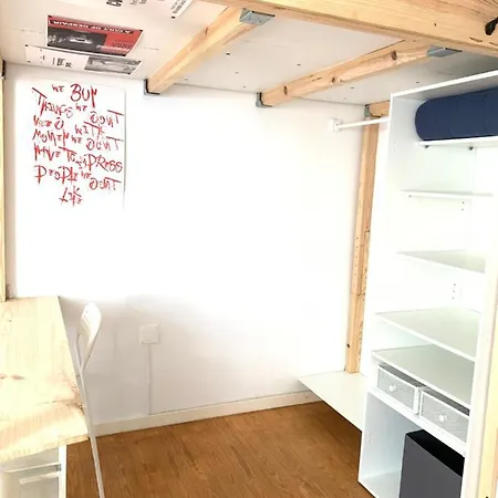 Casa Dos Poetas 호스텔 칼다스하이냐