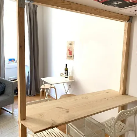 Casa Dos Poetas 호스텔 *